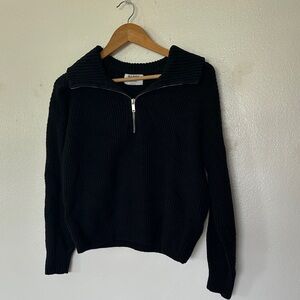 Old Navy Black Cowl Neck Sweater Size: Small